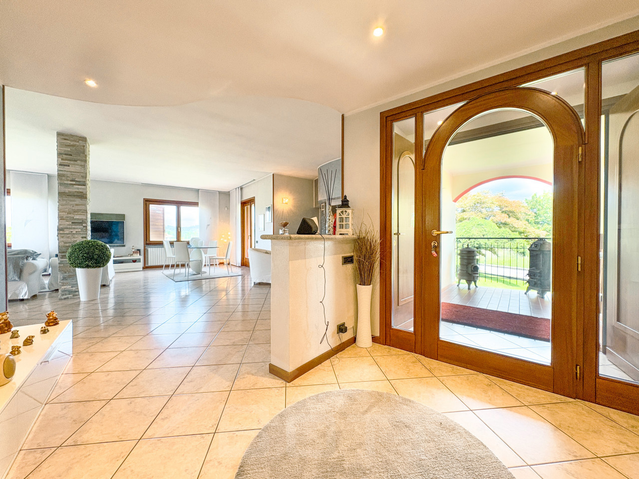 004__casa-vendita-maggiora-ingresso1_wmk_0