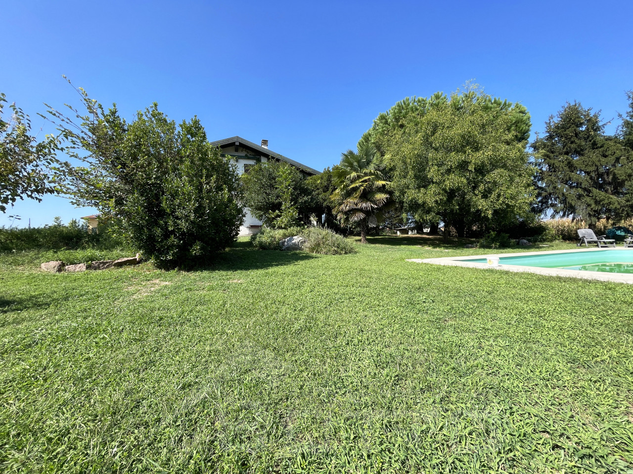 004__casa-vendita-momo-esterno9_wmk_0