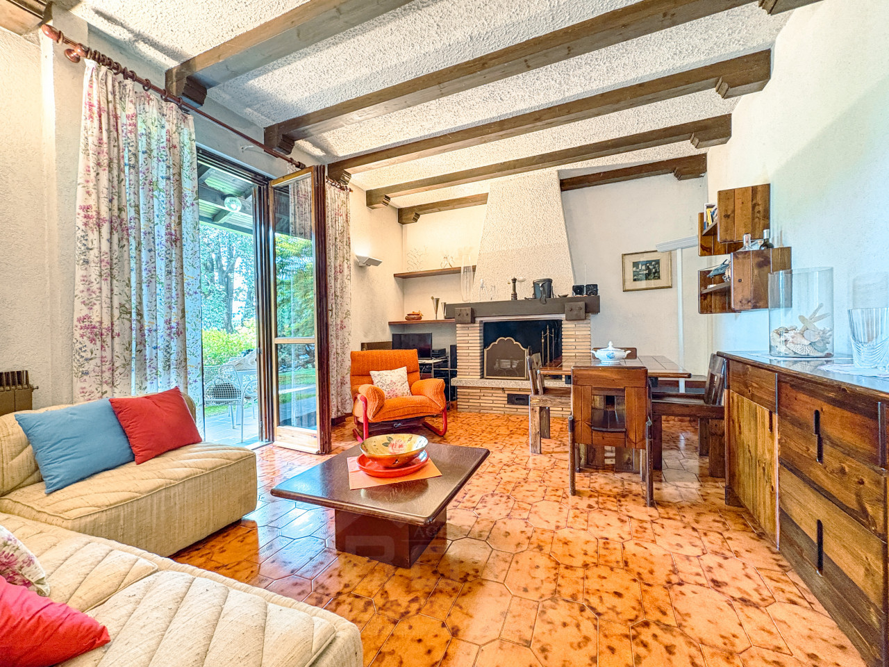 004__casa-vendita-vezzo-sofa83_wmk_0