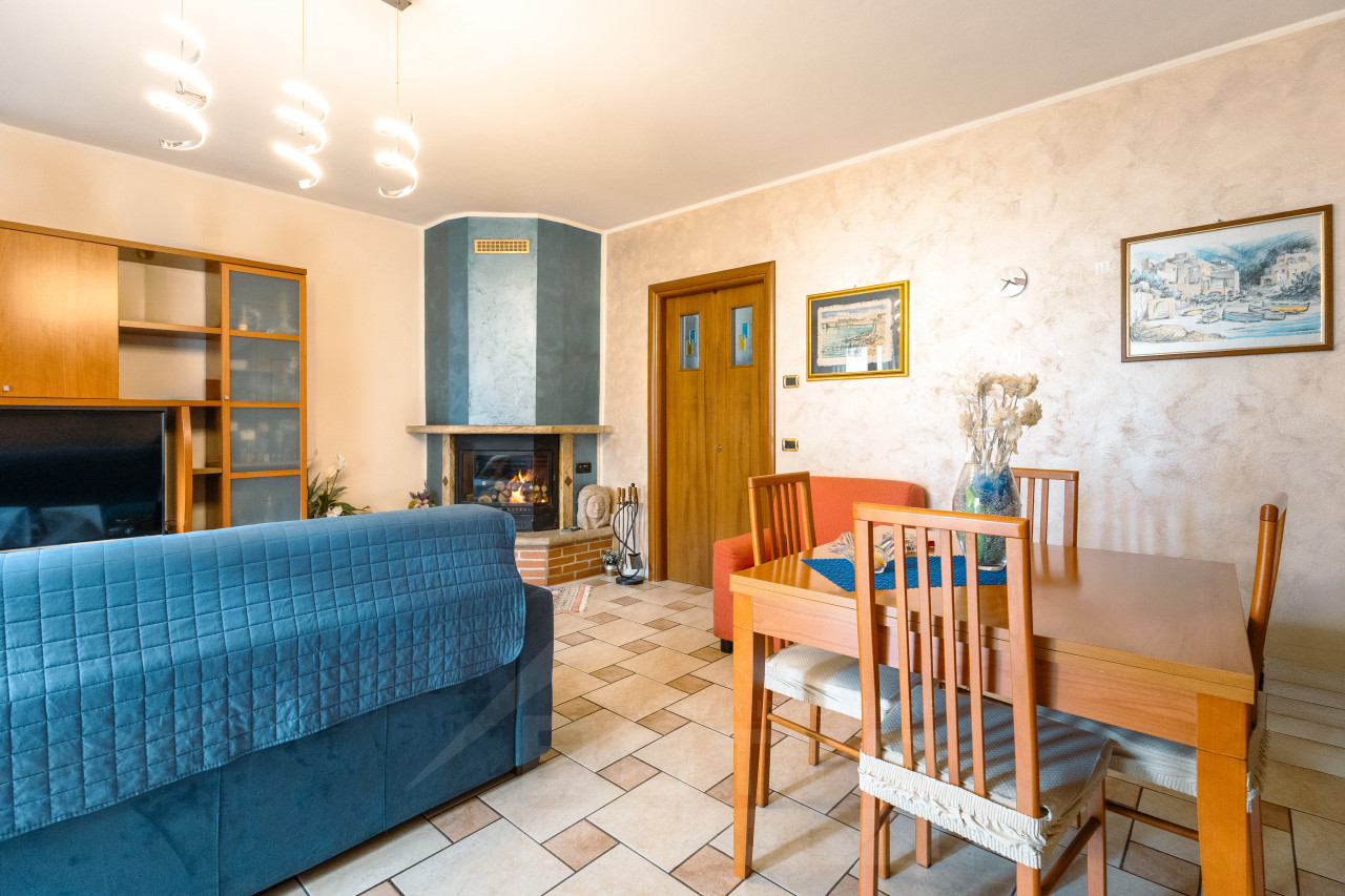 004__vendita-appartamento-talonno-soggiorno2_wmk_0