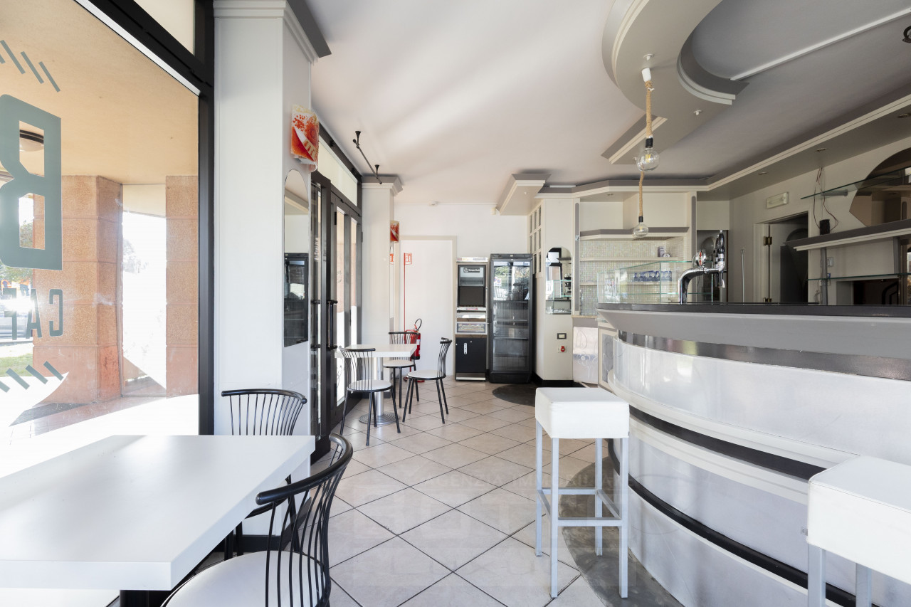 004__vendita-gelateria-baveno3_wmk_0
