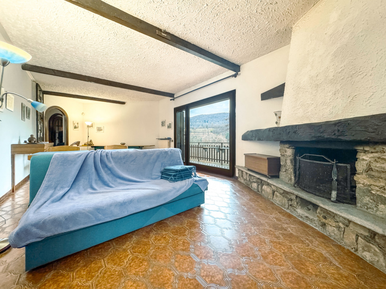 004__vendita-villa-meina-soggiorno2_wmk_0