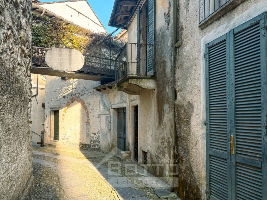 Casa semindipendente in vendita a Orta, Isola di San G