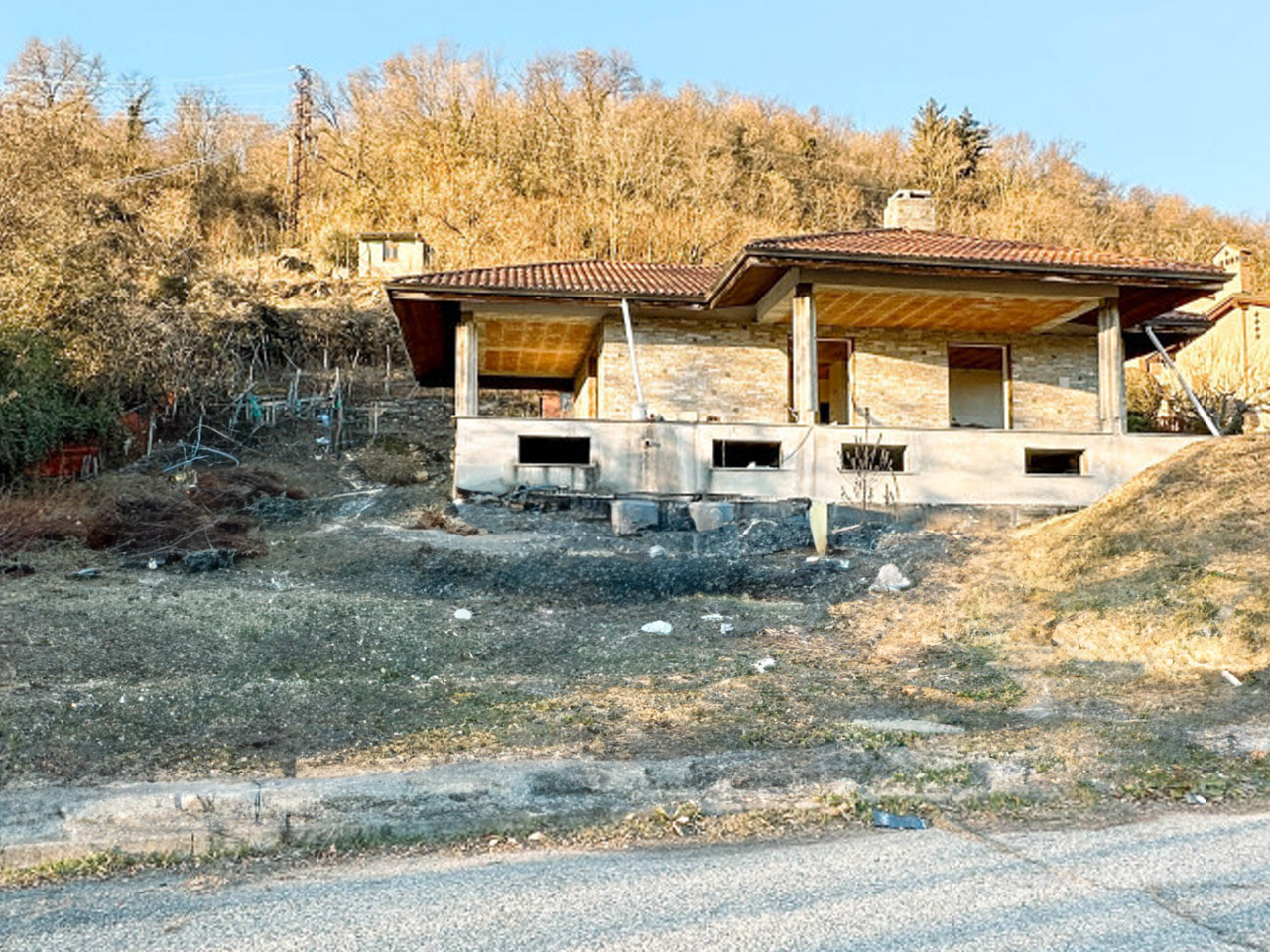 014__003__villa-vendita-grignasco-esterno5
