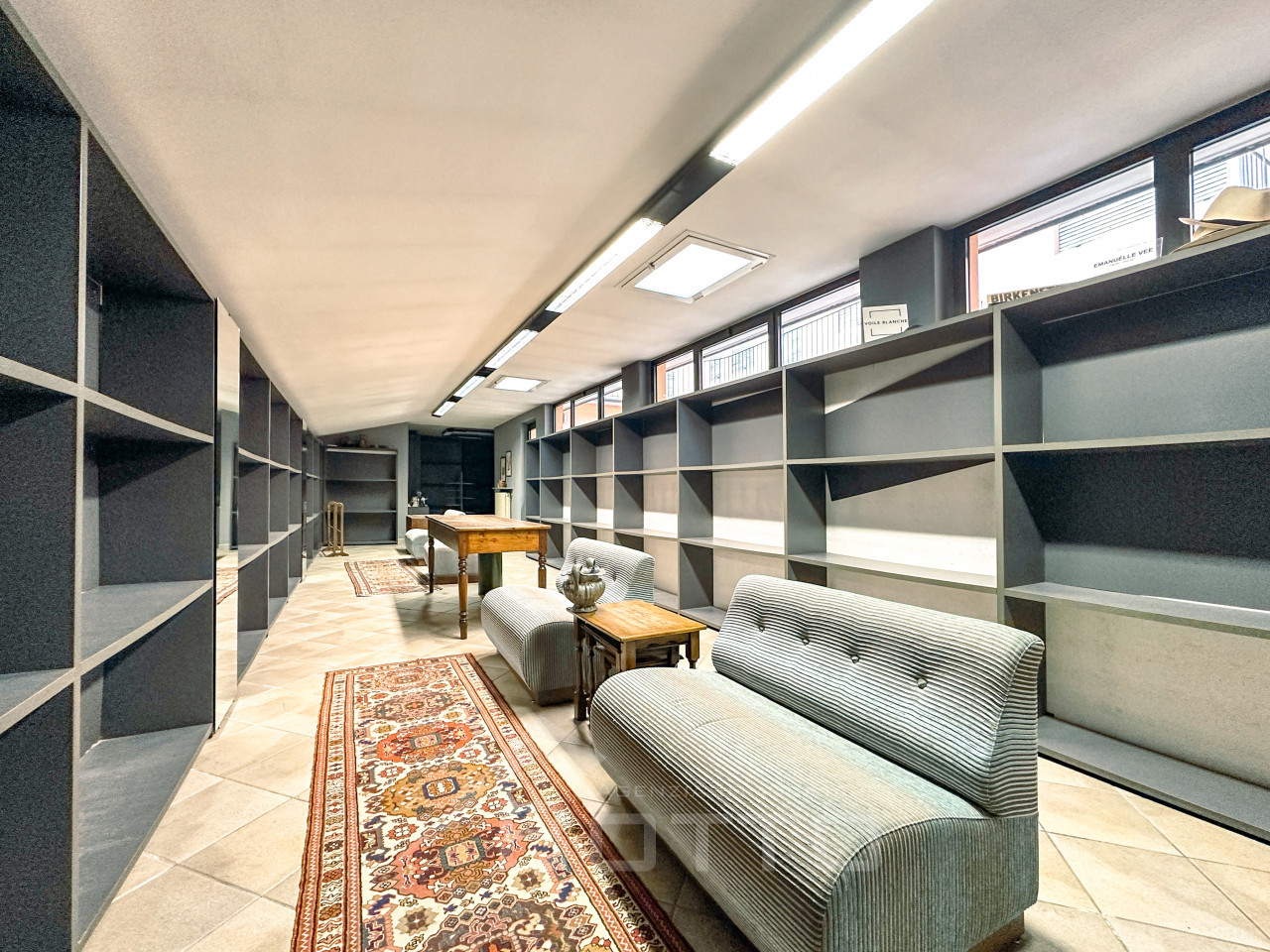 014__appartamento-vendita-gattinara-sofa_wmk_0