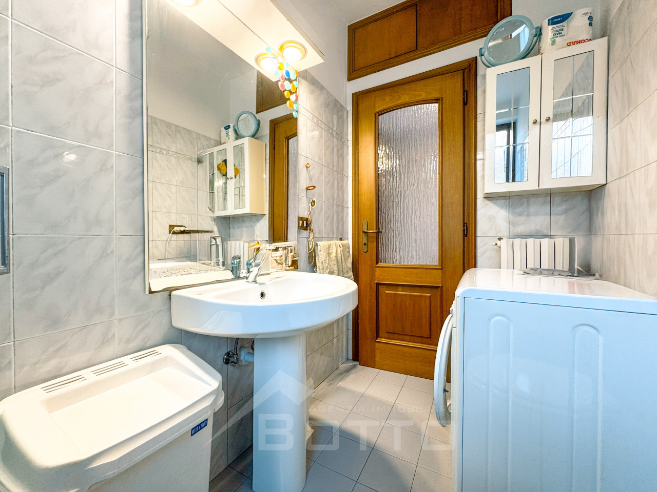 014__appartamento-vendita-serravalle-bagno1_wmk_0