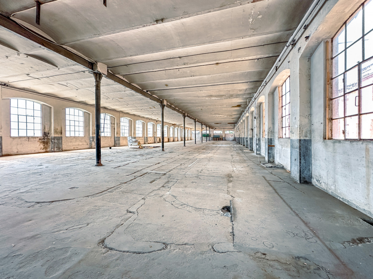 014__fabbrica-vendita-trivero-stanza