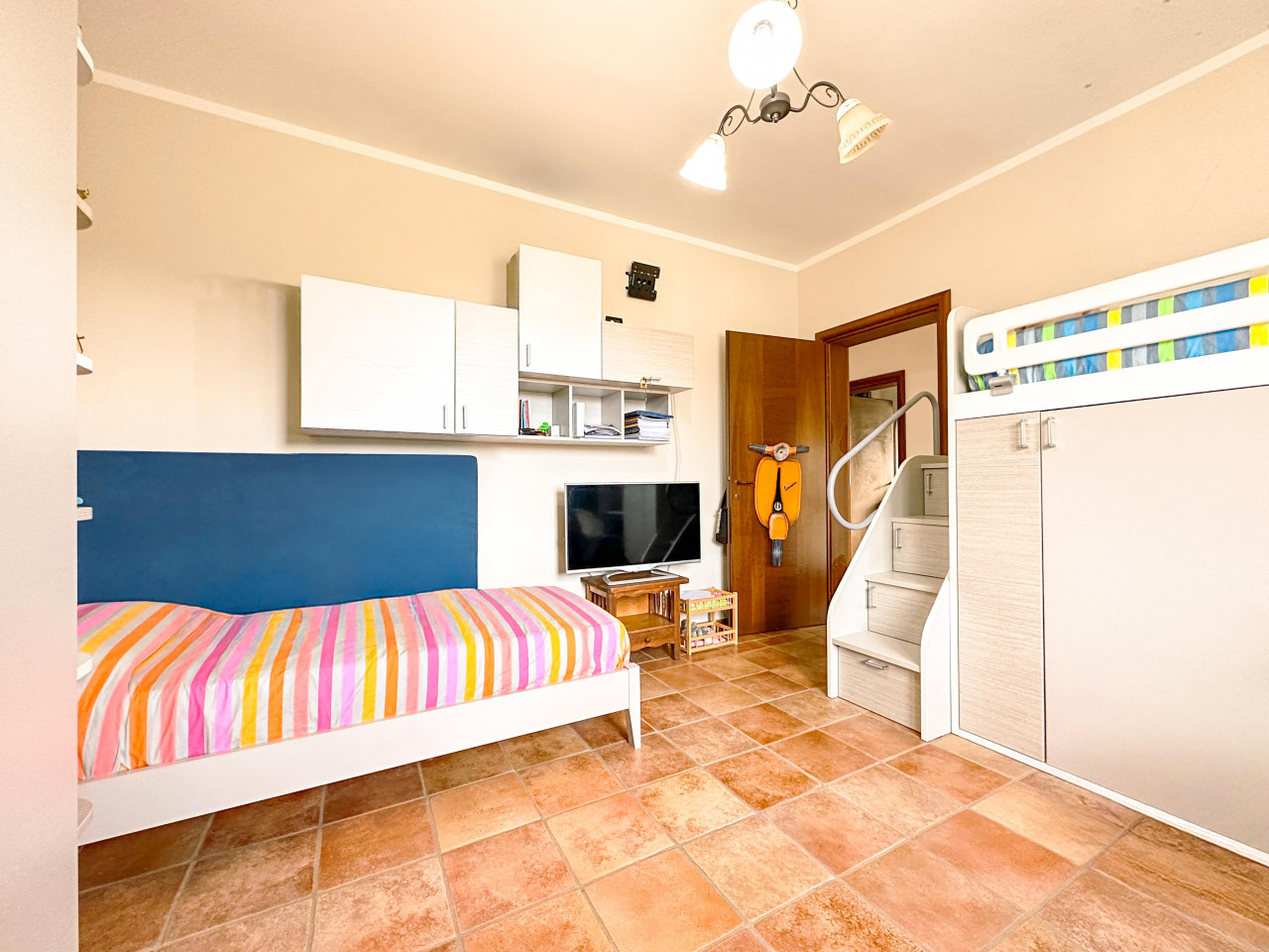 014__villa-vendita-gattinara-letto