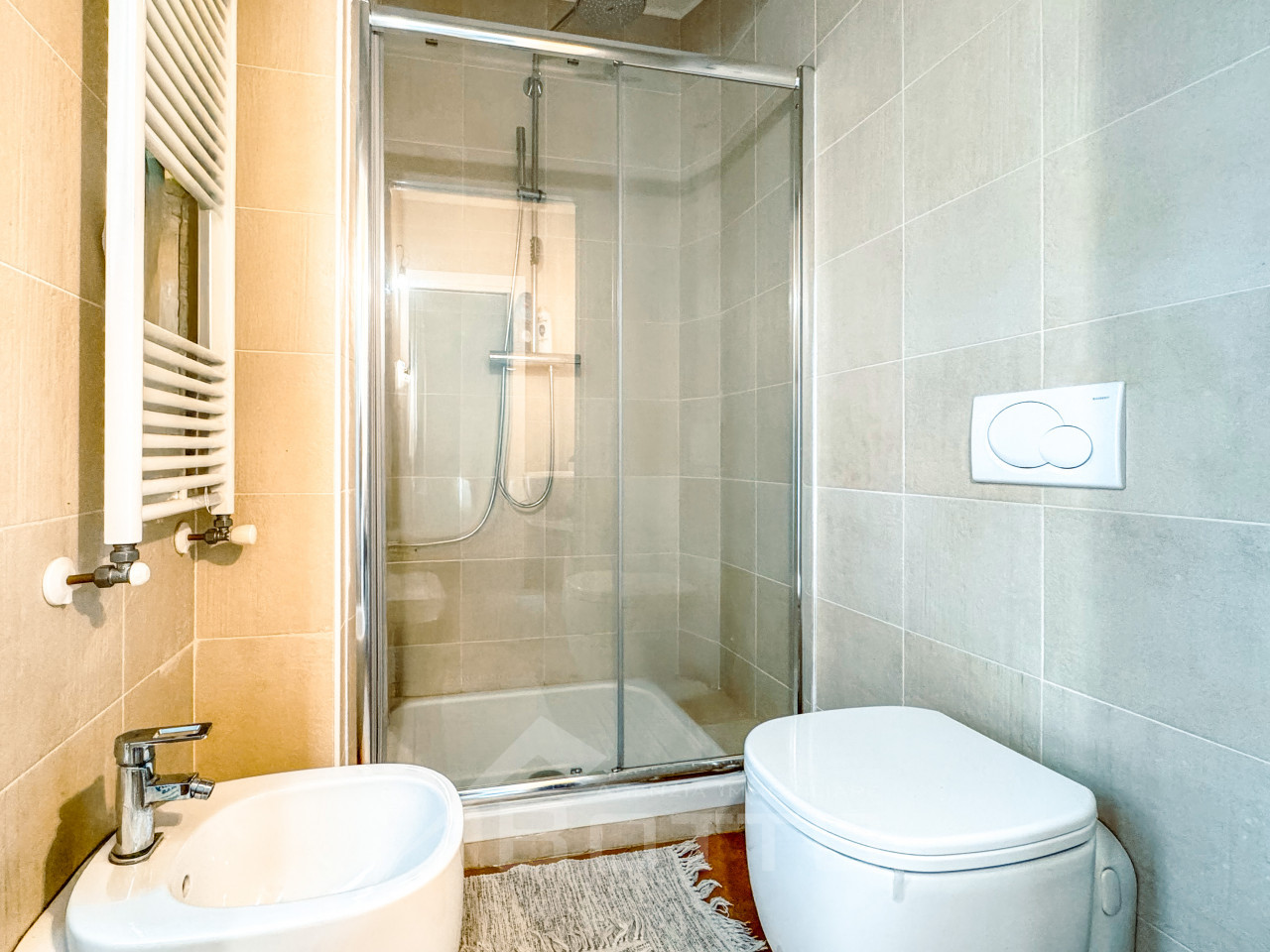 015__casa-vendita-varallo-bagno1_wmk_0