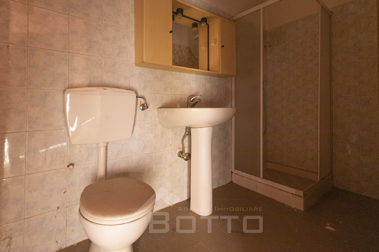 016__appartamento-vednita-gattinara15_wmk_0