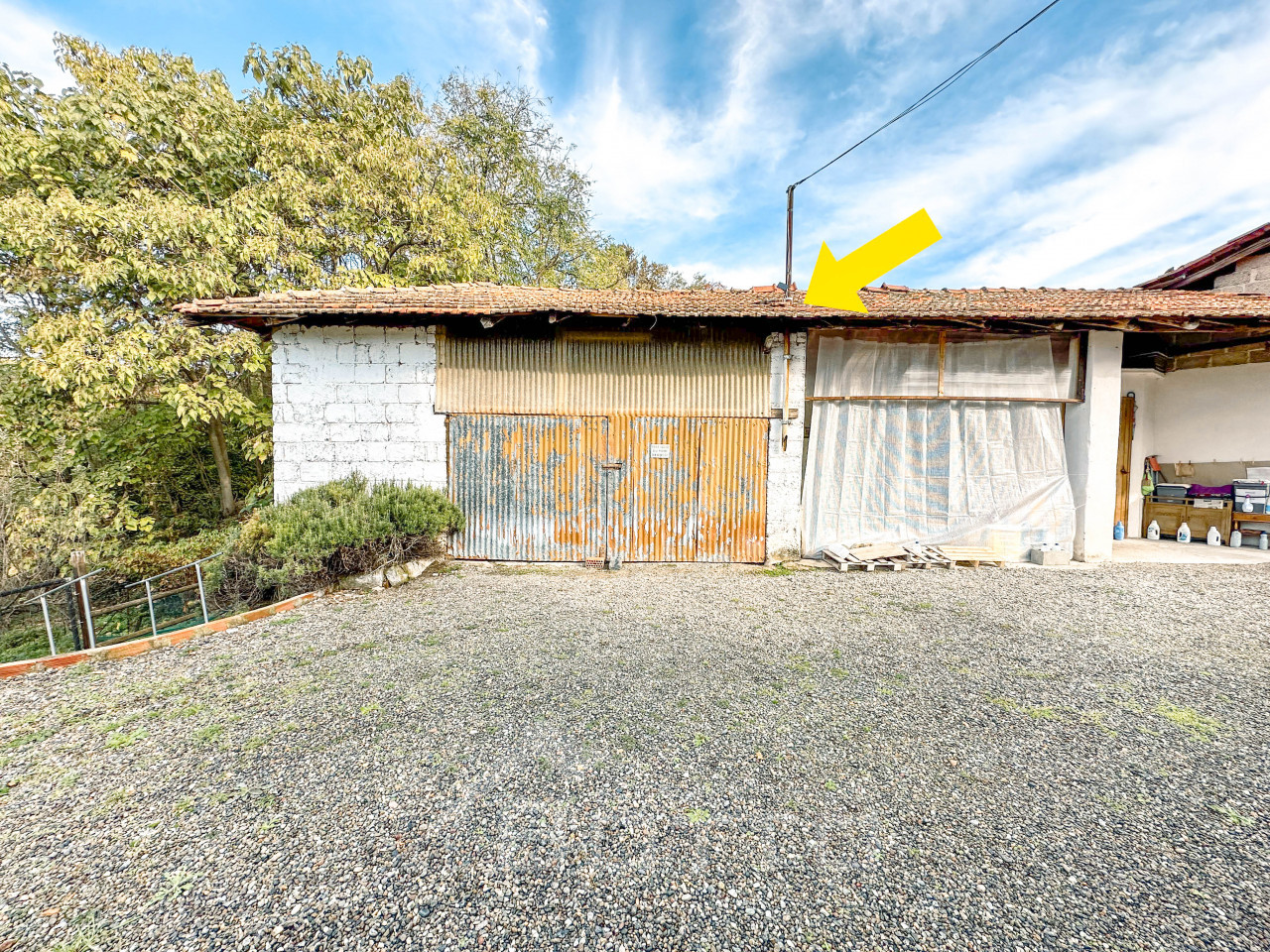 016__casa-vendita-lozzolo-garage_wmk_0