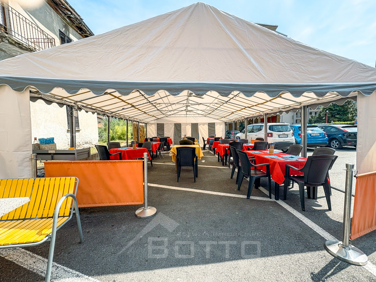 017__pizzeria-vendita-quarona-esterno7_wmk_0
