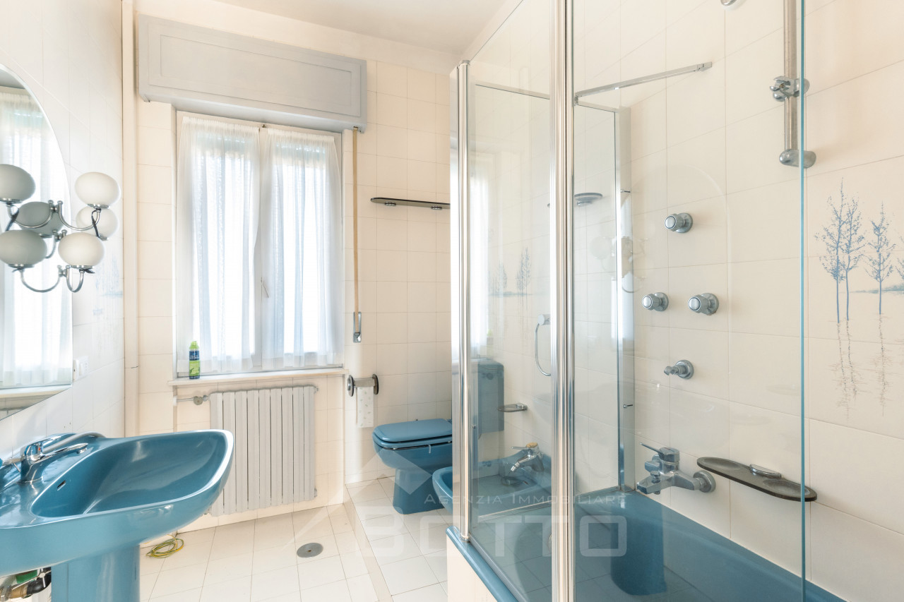 018__appartamento-vendita-gattinara-bagno76_wmk_0