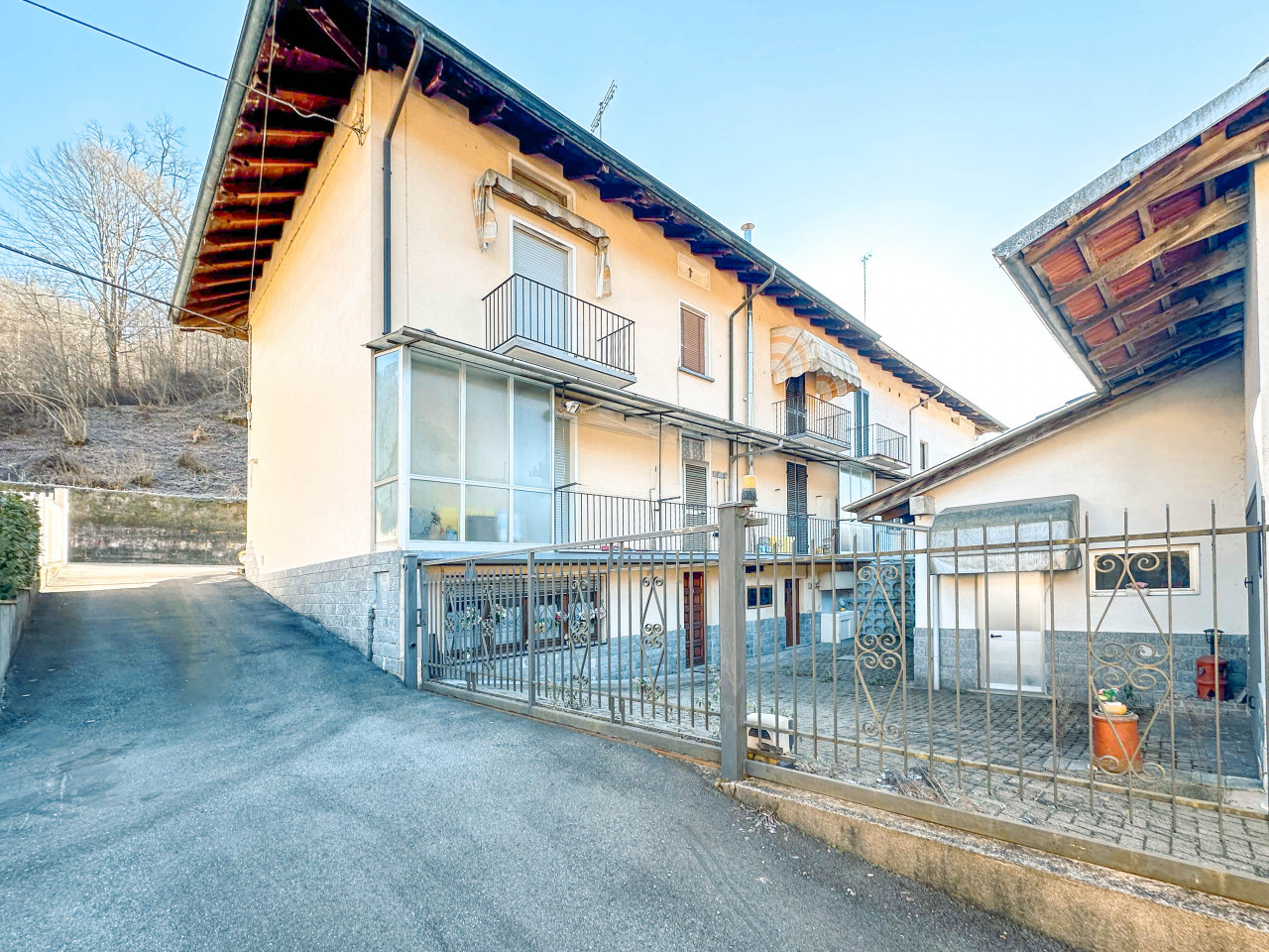 018__casa-vendita-plello-esterno65