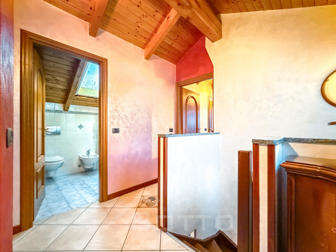 018__casa-vendita-varallo-disimpegno_wmk_0