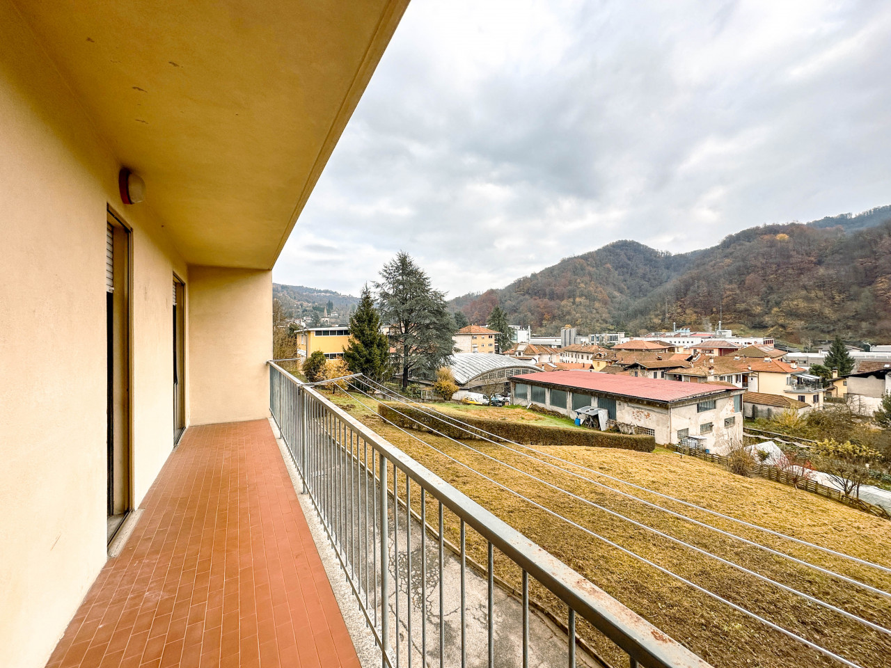 019__appartamento-vendita-valduggia-balcone